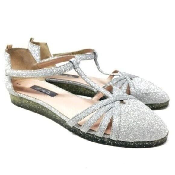 Sarah Jessica Parker womans silver glittery sandals 6 BoxE - Picture 2 of 8